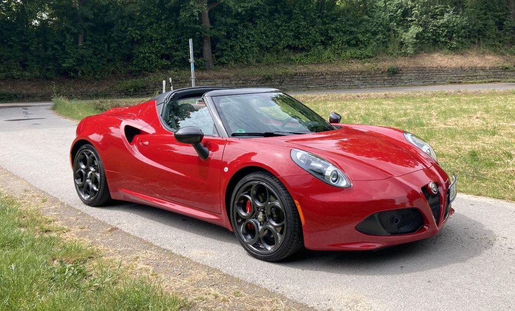 Alfa Romeo 4C