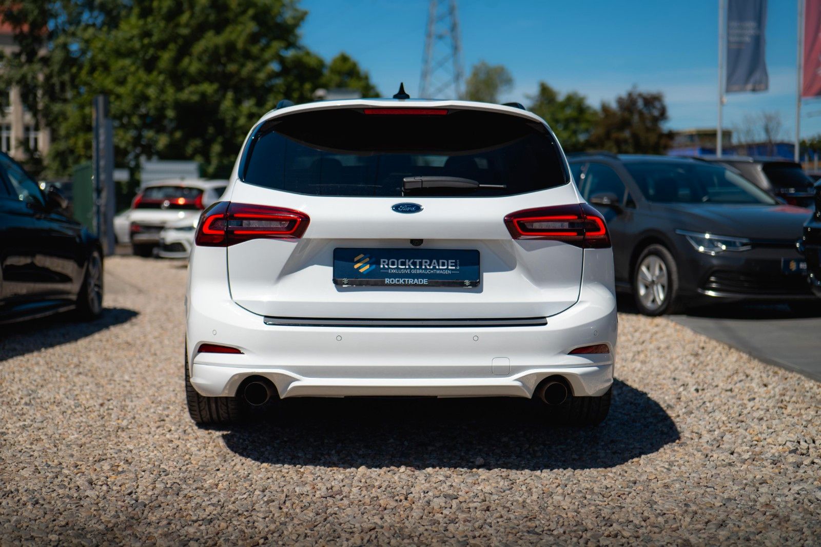 Fahrzeugabbildung Ford Focus Turnier ST X Performance *Head Up*LED*DAB*