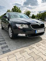 Skoda Superb 1.8 TSI|TÜV 08/26|Leder|Fahrb... - Skoda Superb: 2.8
