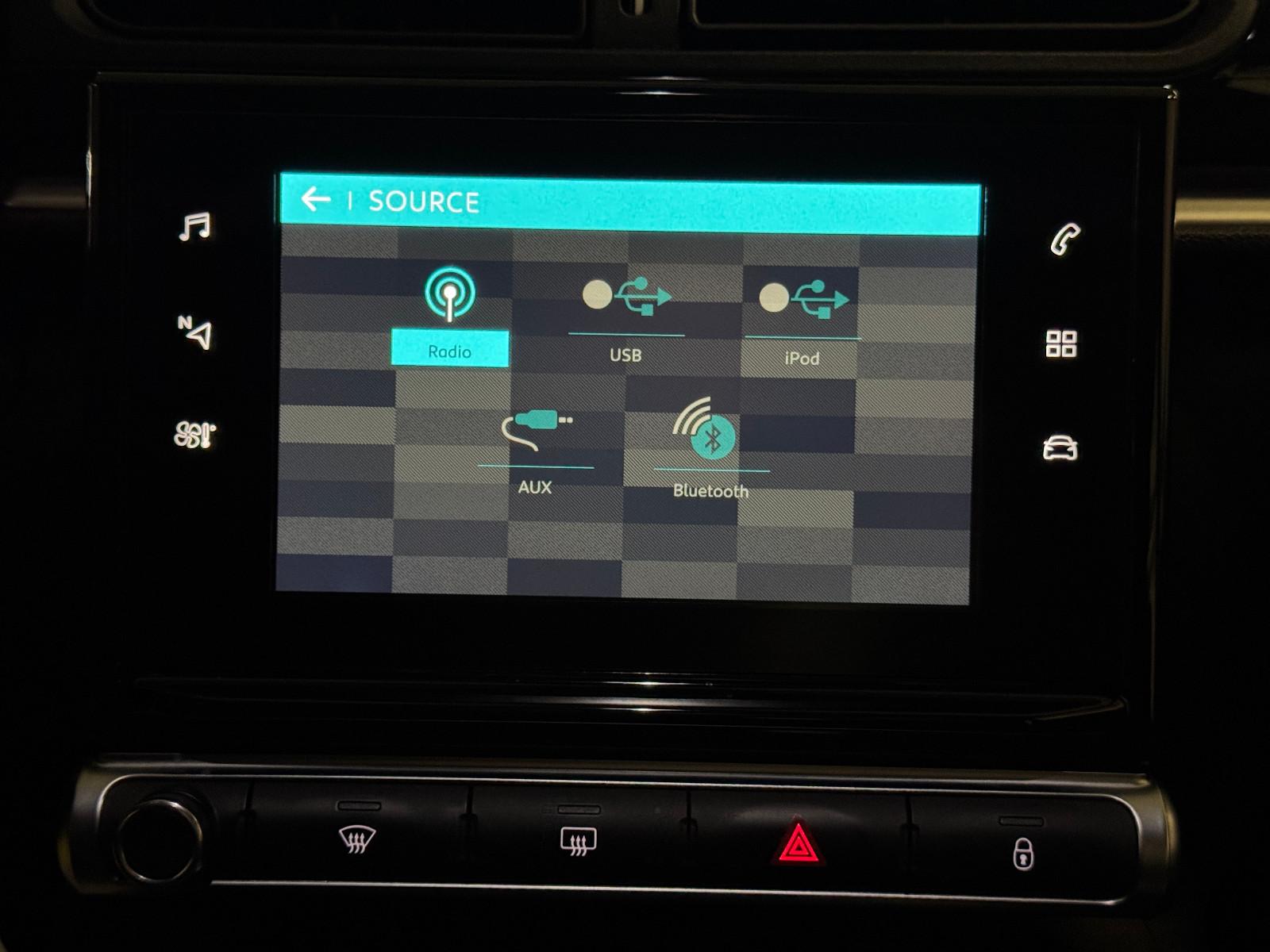 Citroën C3 1.6 HDI FEEL COLOR STYLE PAKET NAVI LED VOLL