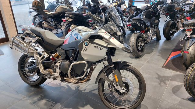 BMW F 900 GS  ADV  Vollausstattung  nur 7 KM