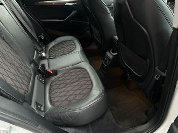 BMW X1 - 10
