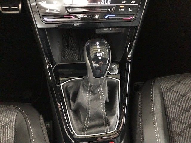 Fahrzeugabbildung Volkswagen T-Cross R-Line 1.0 TSI DSG Sportpaket Navi LED B