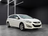 Hyundai i40 cw FIFA World Cup Edition TEMPOMAT|KLIMA|PDC - Hyundai i40: Cw