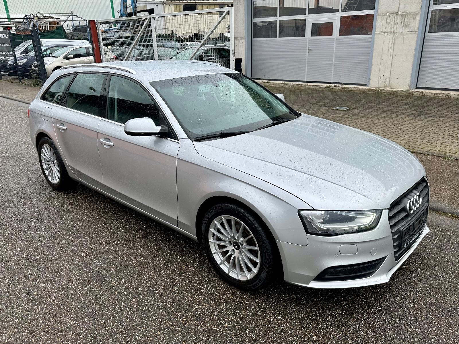 Audi A4 2.0 TDI Avant Attraction