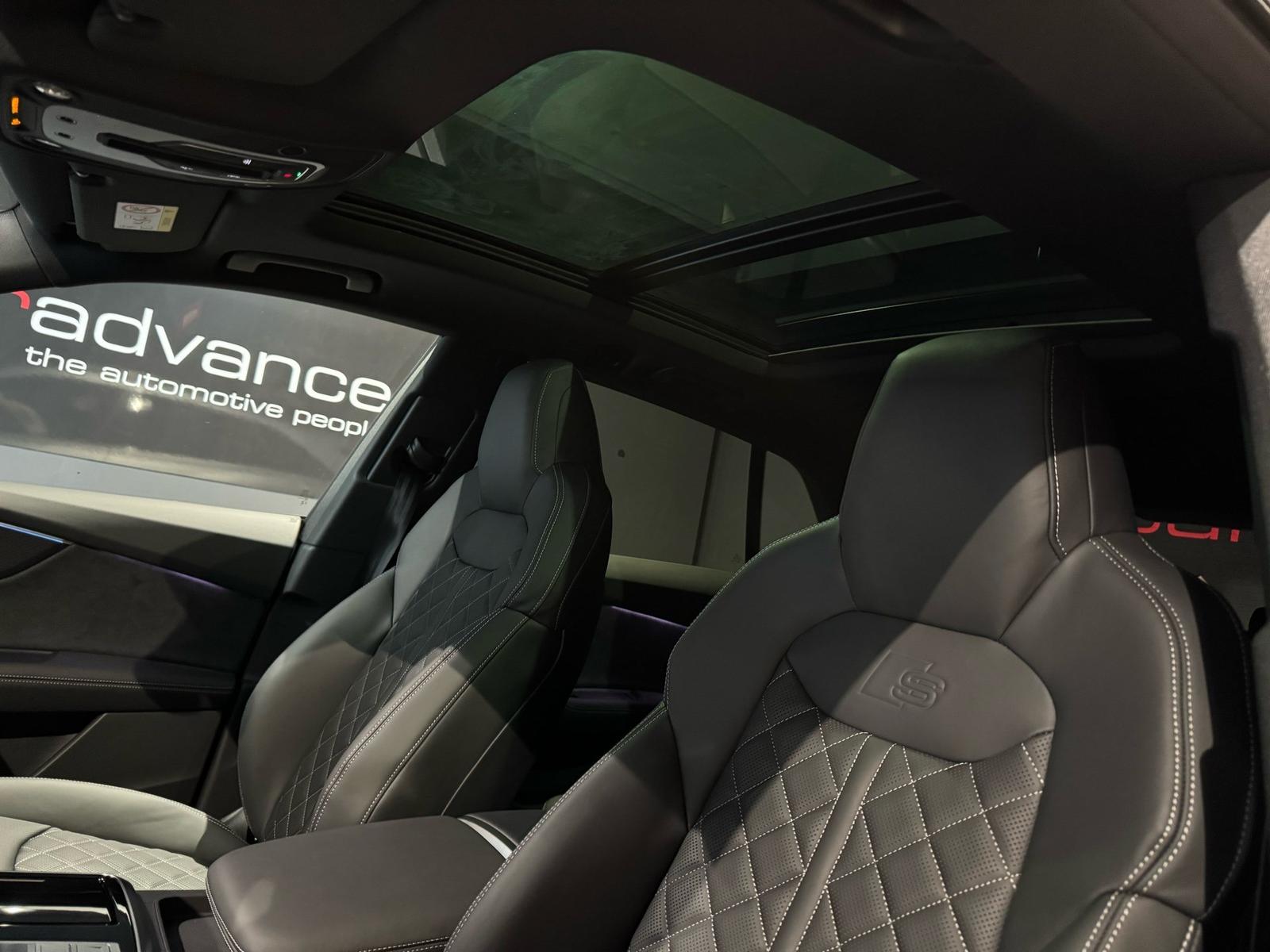 Audi Q8 – 8