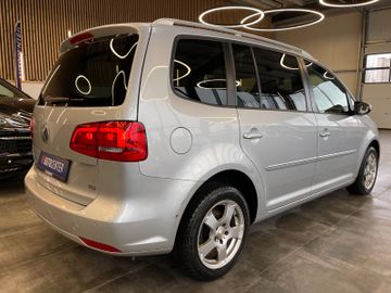 Volkswagen Touran Highline *PANO*SHZ*NAVI*PDC*TEMPOMAT*