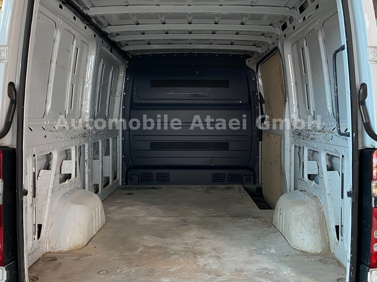 Fahrzeugabbildung Mercedes-Benz Sprinter 314 AHK+1.HAND+3-SITZER (0211)