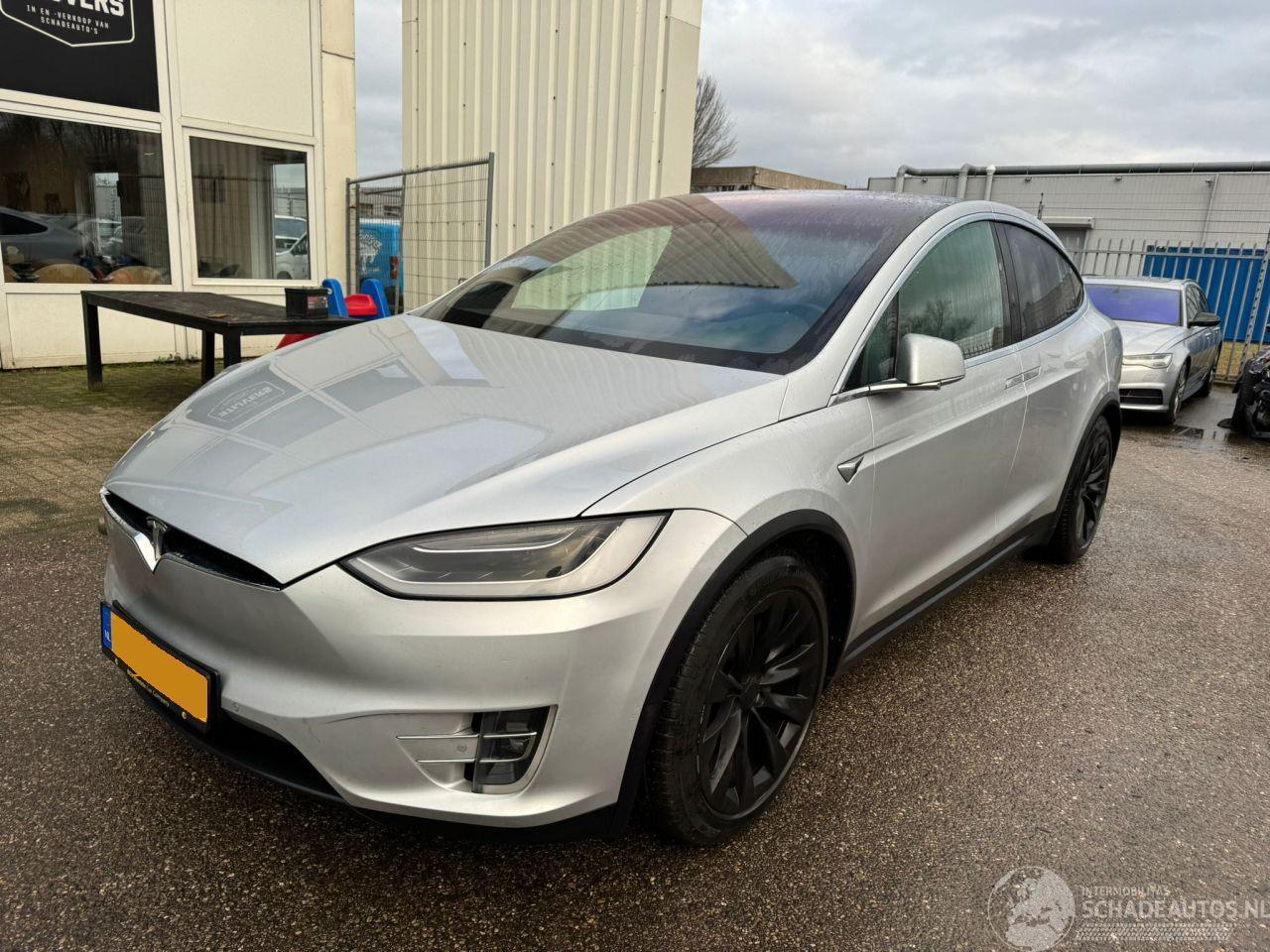 Tesla Model X 75D Base AUTOMAAT 333 pk BJ 2018 209.890