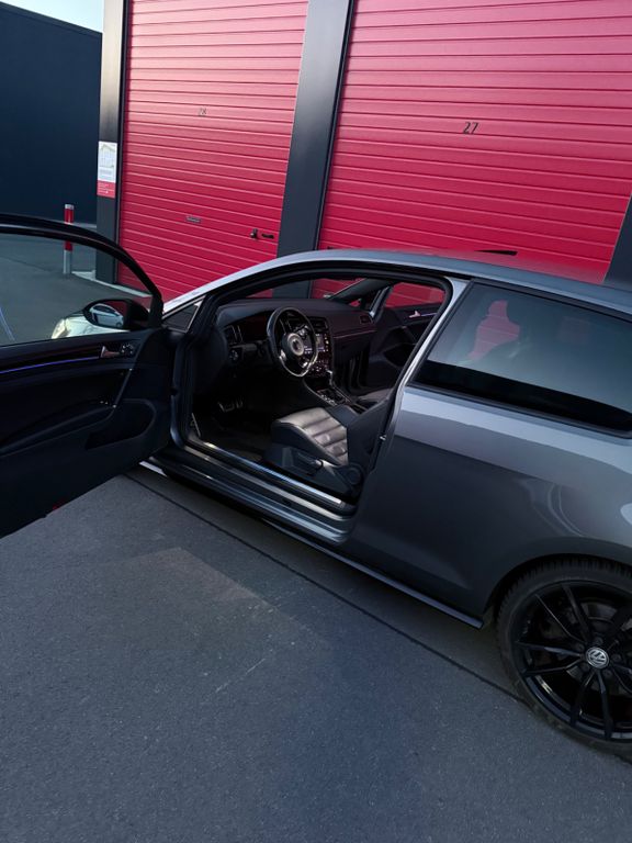Image of Volkswagen Golf