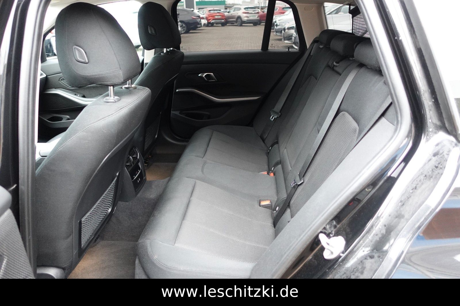 BMW 320i Touring Automatik/LED/Navigation foto 13