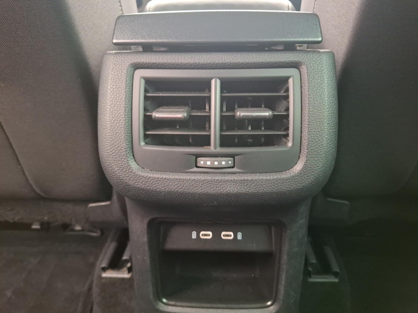 Seat Ateca TSI Style DSG LED Navi AID ACC SHZ Beats P