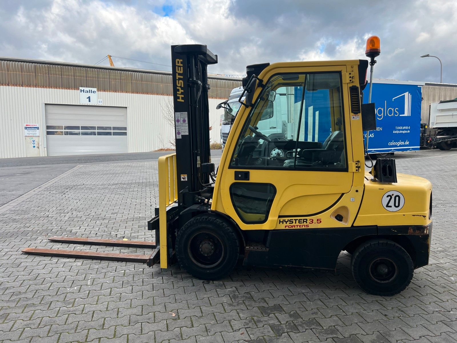 Fahrzeugabbildung Hyster H3.5 FT / Drehgerät / Hubhöhe: 3.61m / nur 970h!