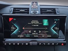 Fahrzeugabbildung DS Automobiles DS 7 1.6 E-Tense 225 Grand Chic