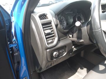 Dodge RAM - 8