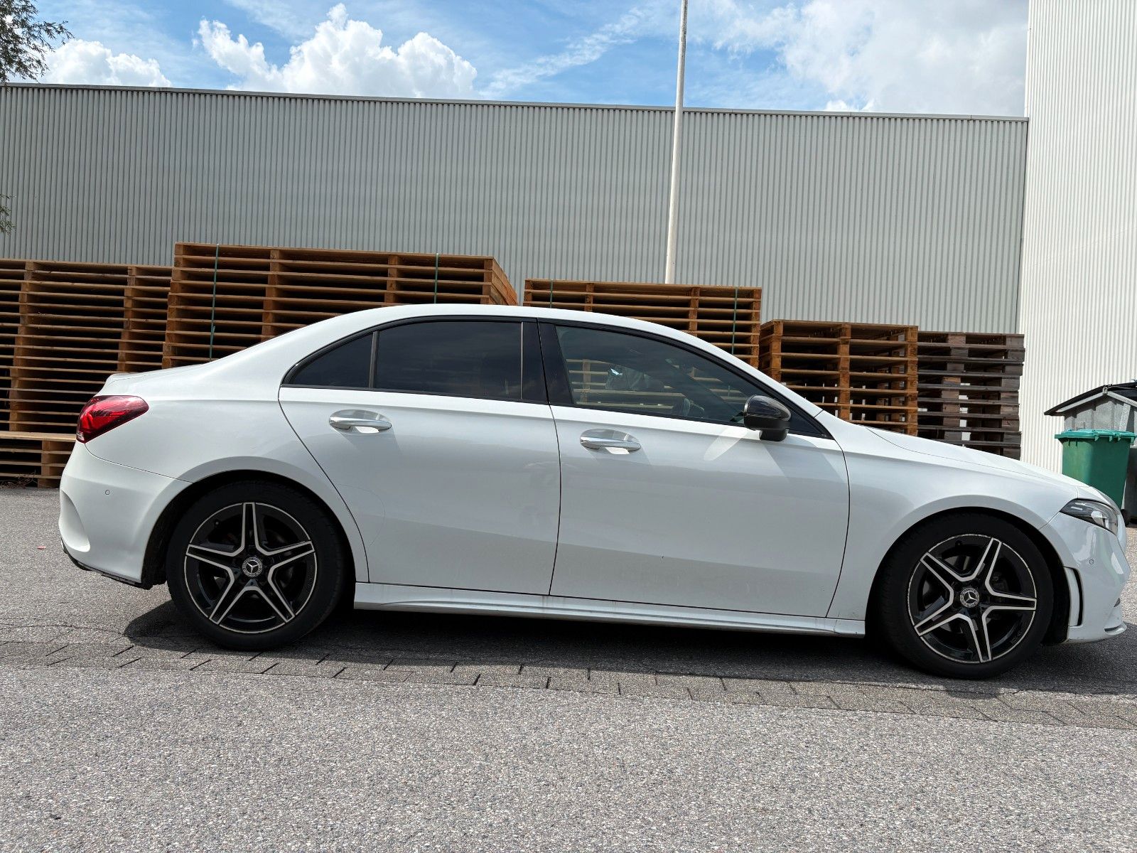 Mercedes-Benz A 180. 180 AMG Line. SEDAN.  NETTO EXPORT 13.700