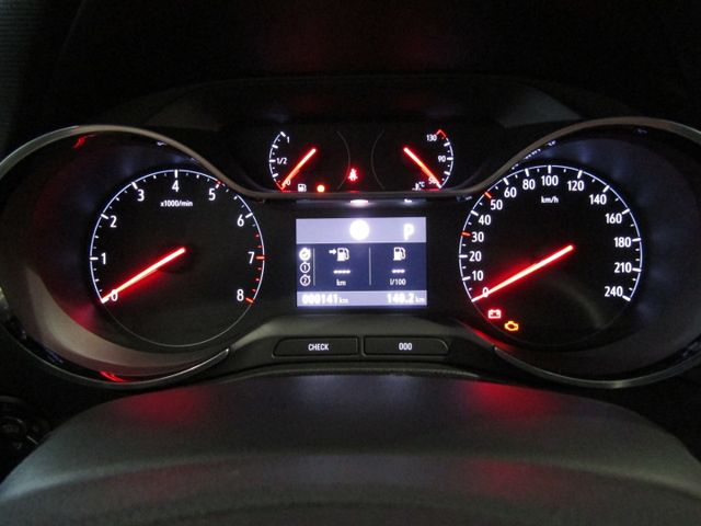 Crossland Elegance 1.2 KAM NAV PDC APP BT SHZ LH