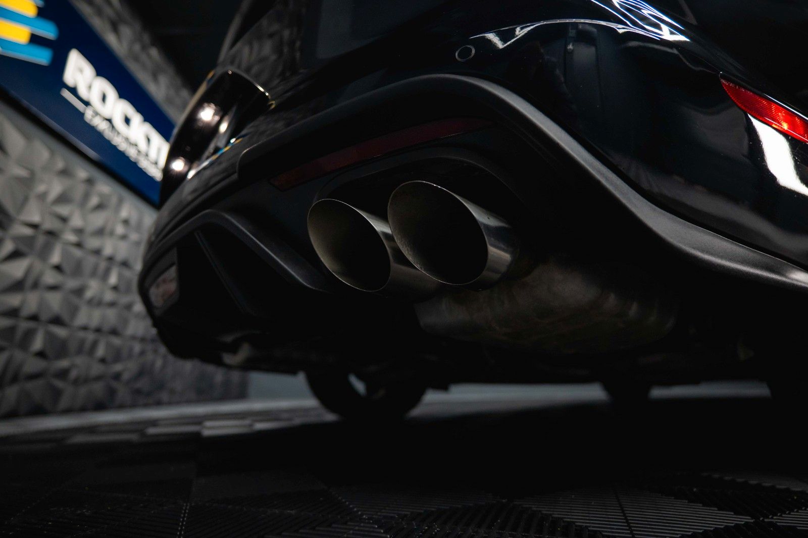 Fahrzeugabbildung Ford Mustang Shelby GT 500 5.0 V8 Performance PREMIUM