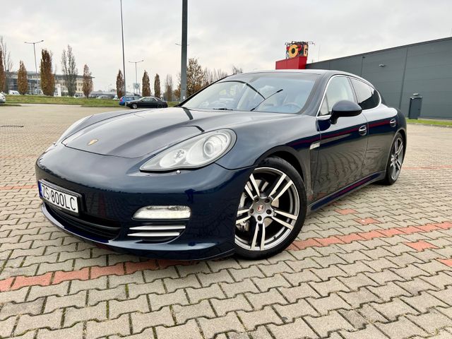 Porsche Panamera 4S S PDK 4.8 V8