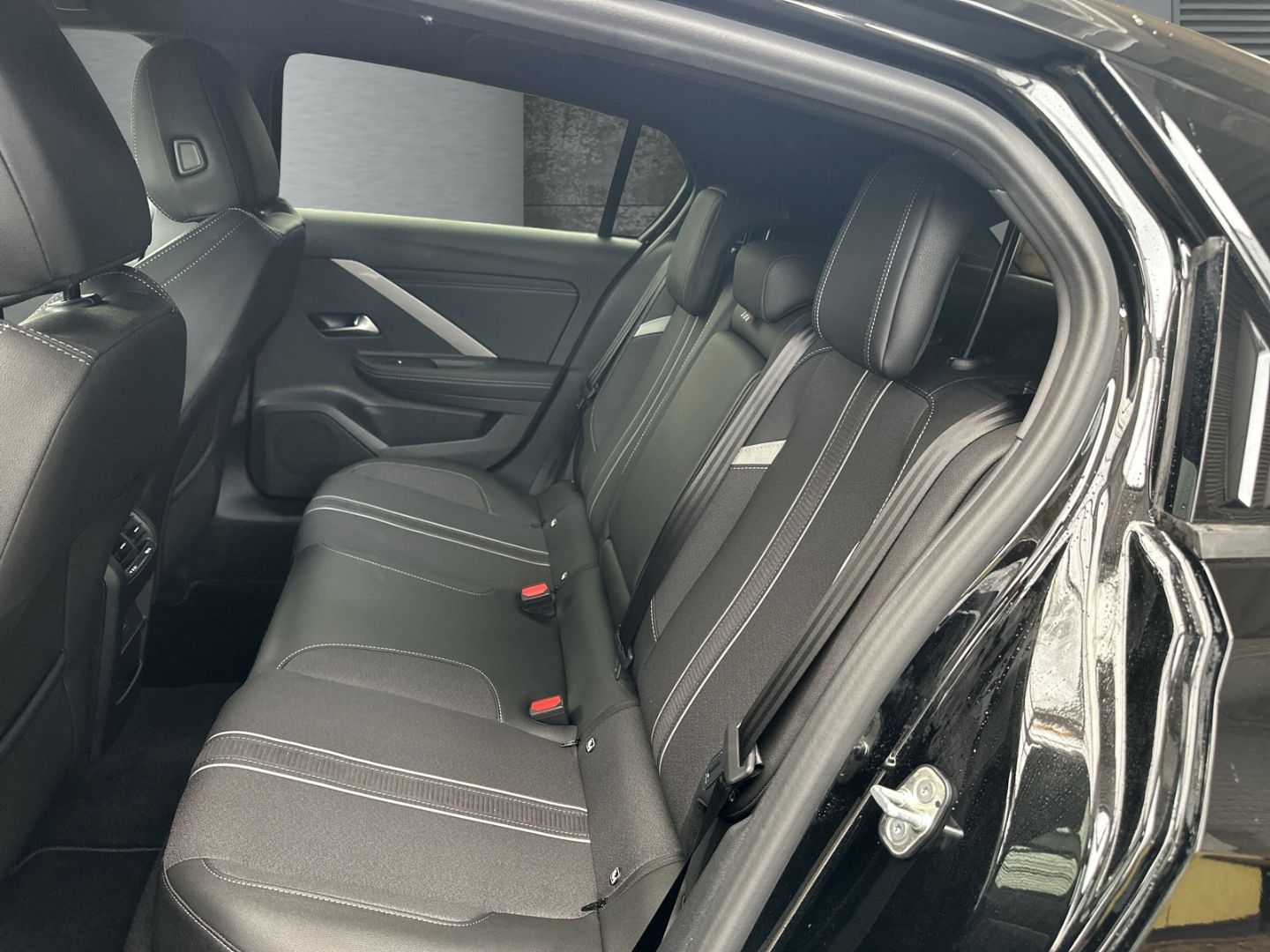 Opel Astra Electric - Bild 9