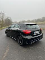 Mercedes-Benz A 180 AMG Line AMG Line - Mercedes-Benz A 180 aus 2016
