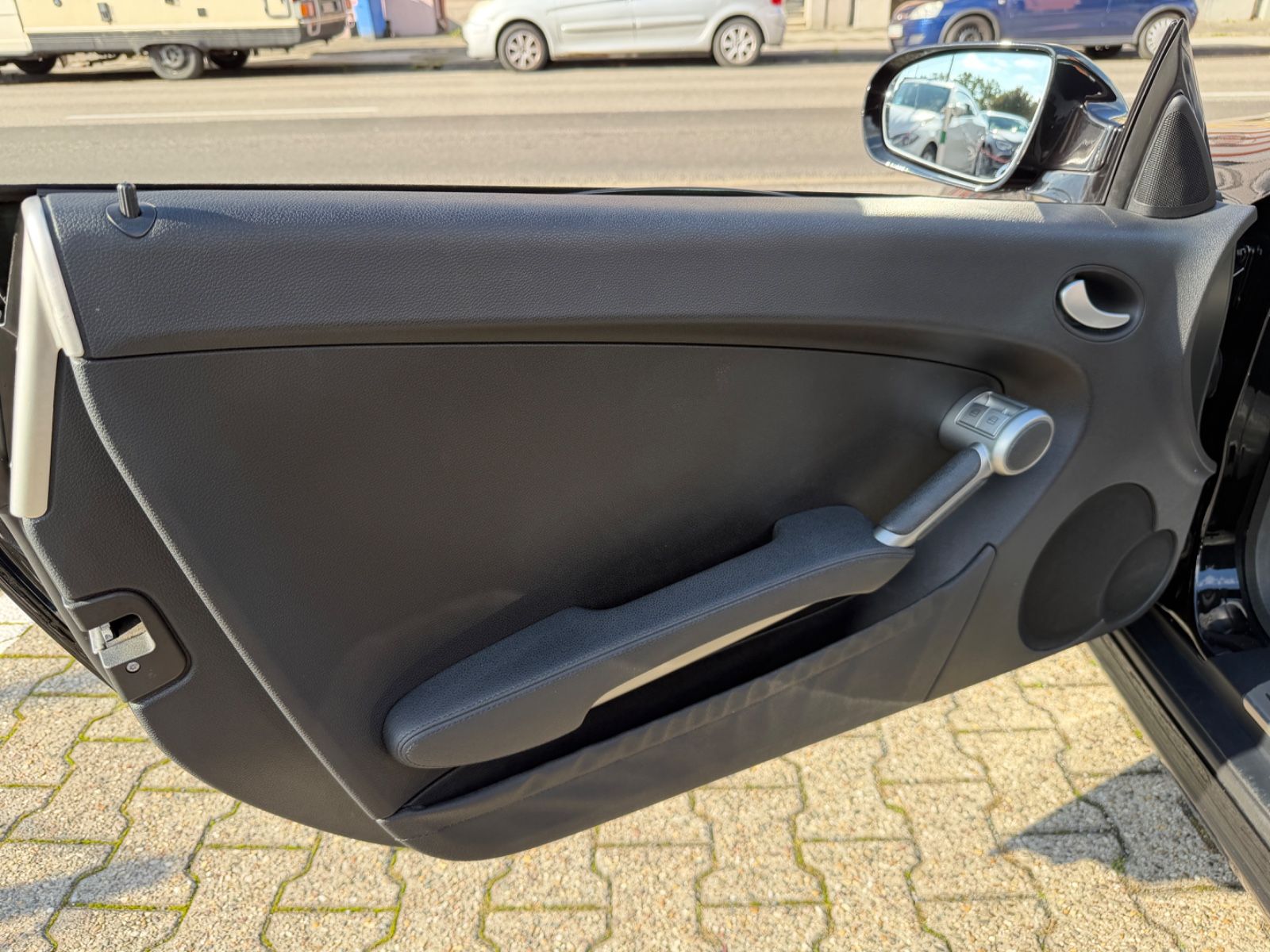 Fahrzeugabbildung Mercedes-Benz SLK 200 Kompressor 18 ZOLL LEDER AIRSCARF TEMPOM