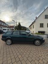 Audi A4 1.8 Avant - - Audi A4 aus 1996: Kombi