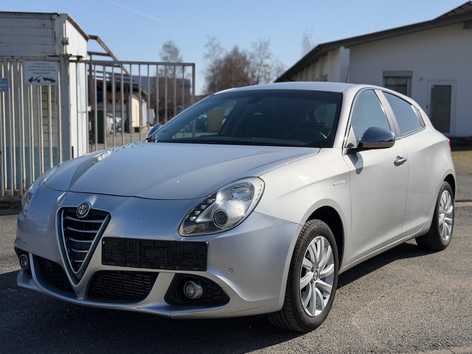 Alfa Romeo Giulietta Turismo 2.0 JTDM // Euro 5