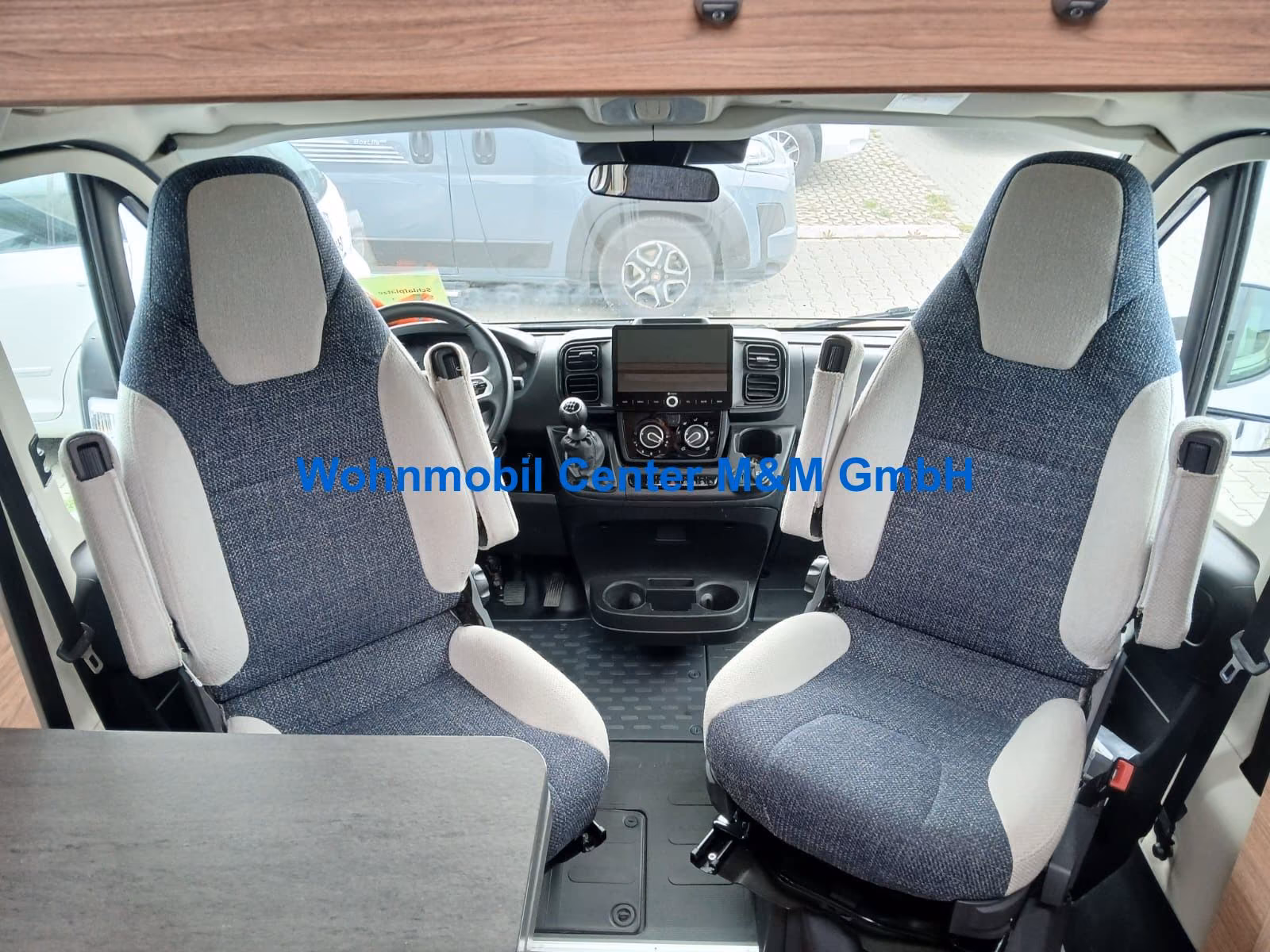 Weinsberg CaraHome 550 MG Markise Styling