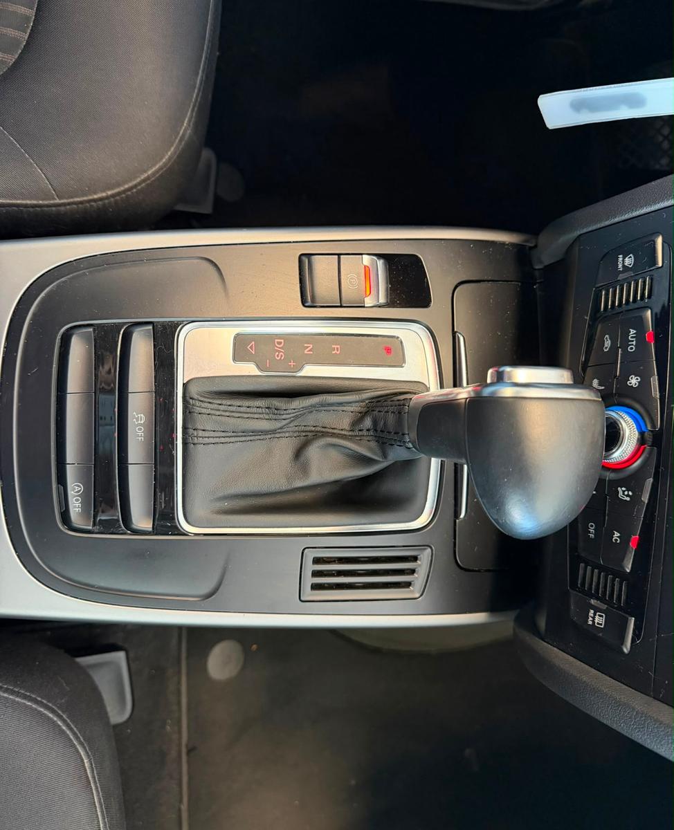 Audi A4 2013 — photo 12