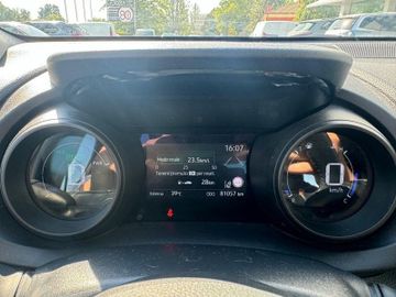 Toyota Yaris - 10