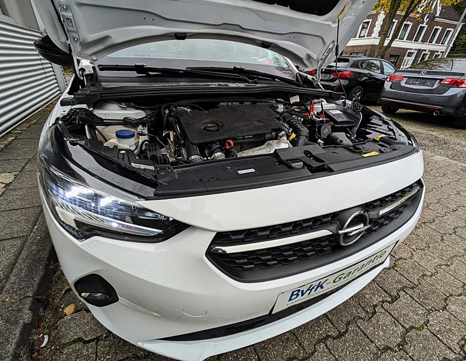 Fahrzeugabbildung Opel Corsa F 1.5D ACC NAVI SITZ+LENKR.HZG LED CARPLAY