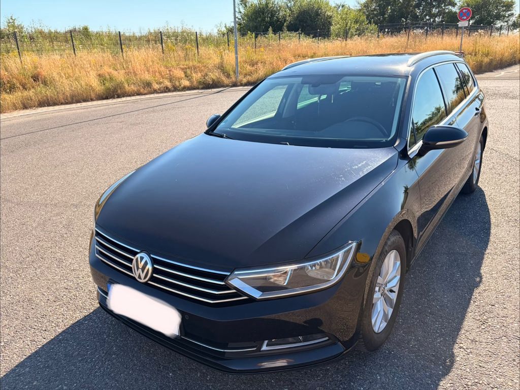 VW Passat Variant 2.0 TDI DSG Comfortline Varia...