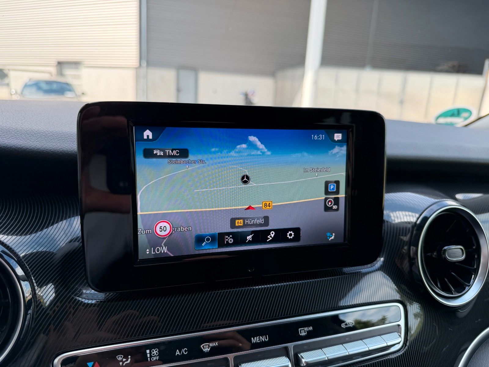 Fahrzeugabbildung Mercedes-Benz V 250 d 4MATIC DISTRONIC 360Kamera 7Sitze