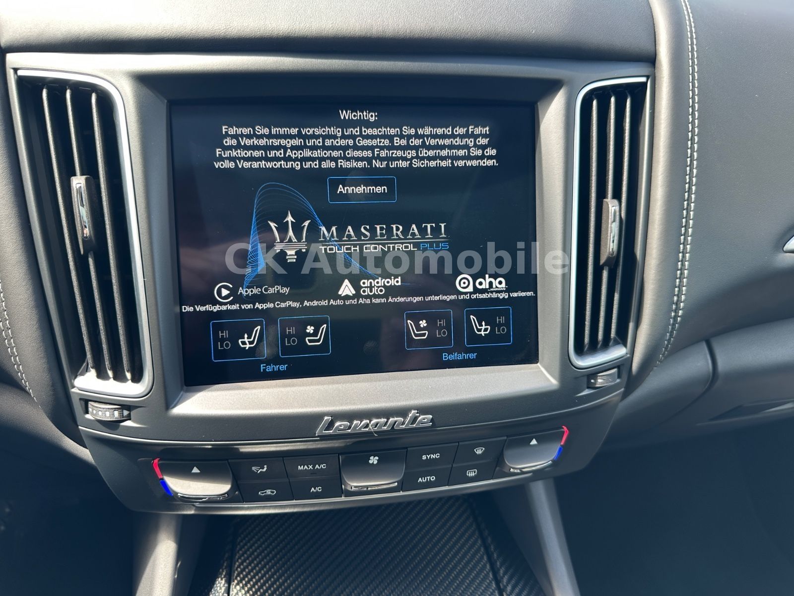 Fahrzeugabbildung Maserati Levante GranLusso S Q4/Navi/Pano/LED/360°Kam.