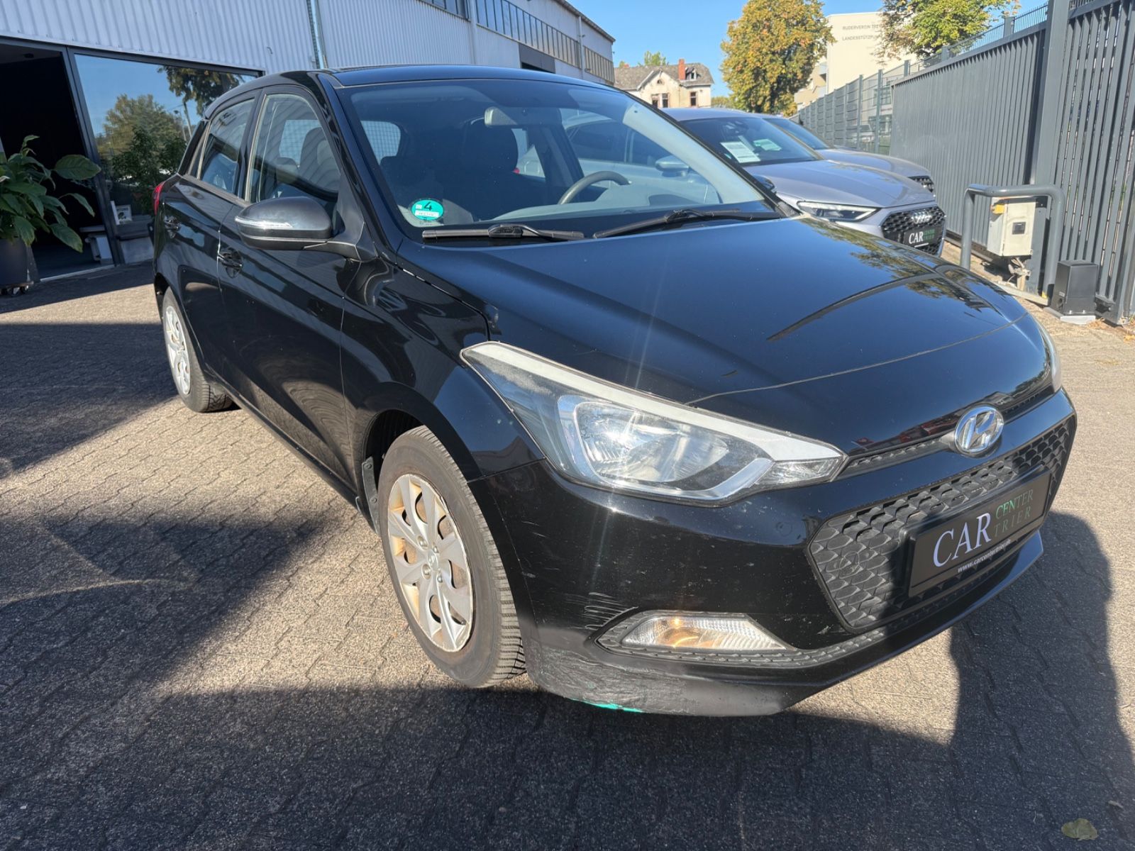 HYUNDAI i20 Bild 1