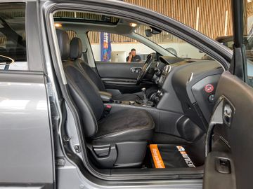Nissan Qashqai+2 4x4 *7SITZE*PANO*360 KAMERA*XENON*