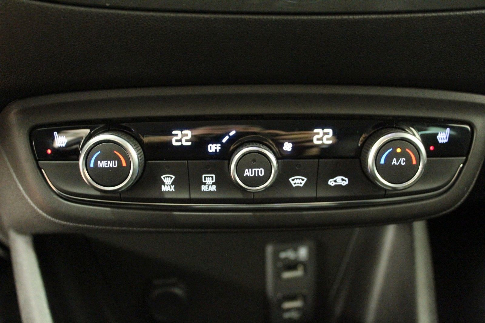 Fahrzeugabbildung Opel Crossland Ultimate 1.2 Turbo