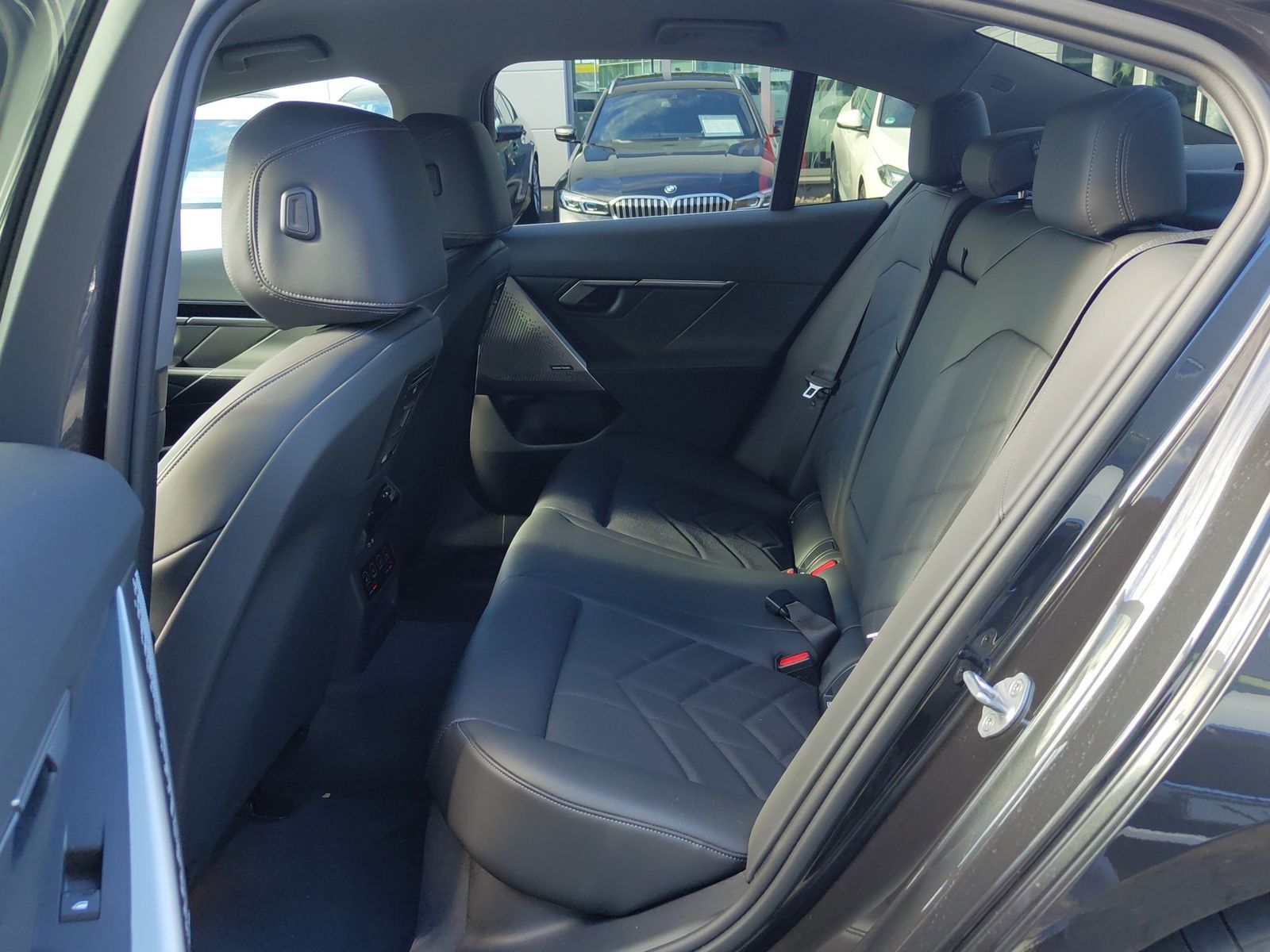BMW 530e SAG LED hk 4xSH S-Lüft H-Klappe K-ZUG foto 6