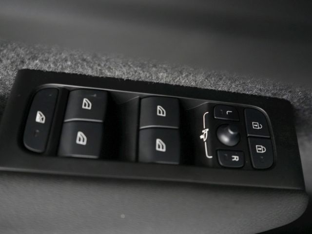 XC40 T4 INSCRIPTION EXPRESSION PHEV AT+NAVI+RÜCK