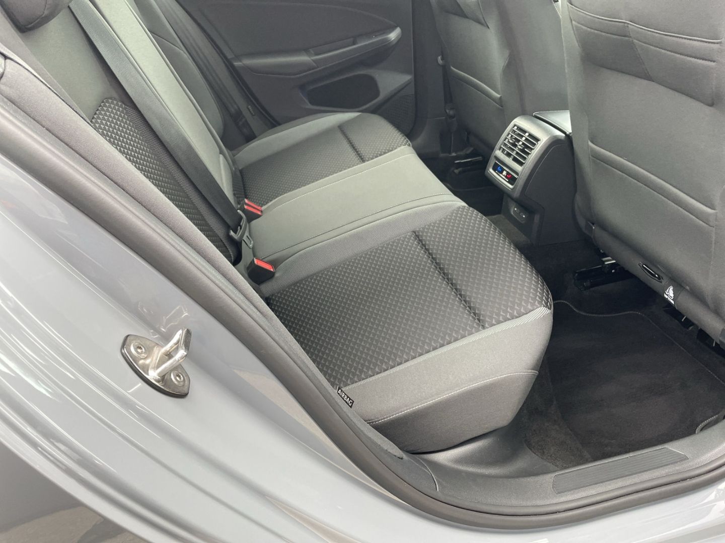 Volkswagen Golf - Bild 8