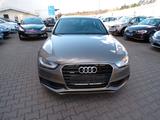 Audi A4 1.8 TFSI quattro S line Avant - Audi A4 mit Benzin-Antrieb: 1.8