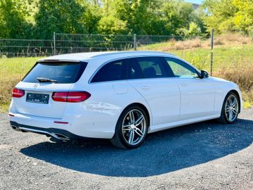 Mercedes E 220 - 3