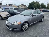 Jaguar XF 3.0 V6 Diesel *2.HAND*VOLLLEDER*NAVI* - Jaguar XF mit Diesel-Antrieb: 2.0