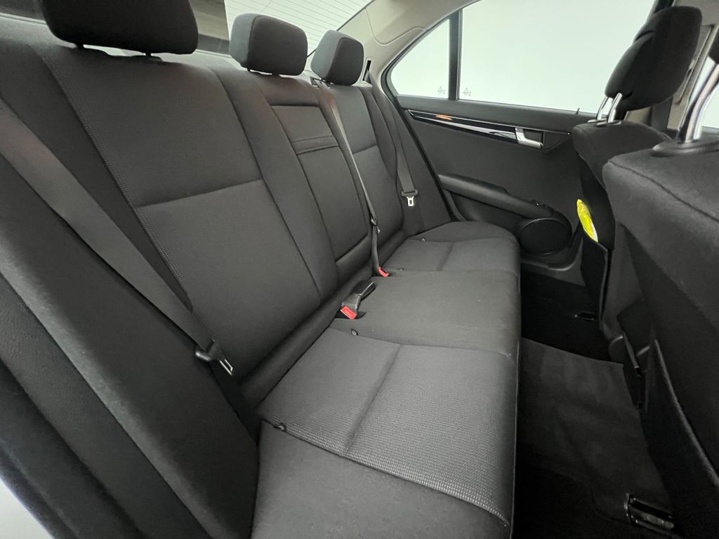MERCEDES-BENZ C 180 K RENTNER/ NUR 71.tKM / GARANTIE / MERCEDES-BENZ C 180 K RENTNER/ NUR 71.tKM / GARANTIE /