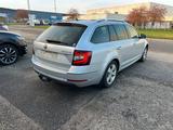 Skoda Škoda Octavia Combi Style ** Panoramic Roof ** - Skoda Octavia mit Anhängerkupplung