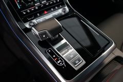 AUDI Q8 50 TDI S line | Pano | HuD | Carbon | B&O AUDI Q8 50 TDI S line | Pano | HuD | Carbon | B&O