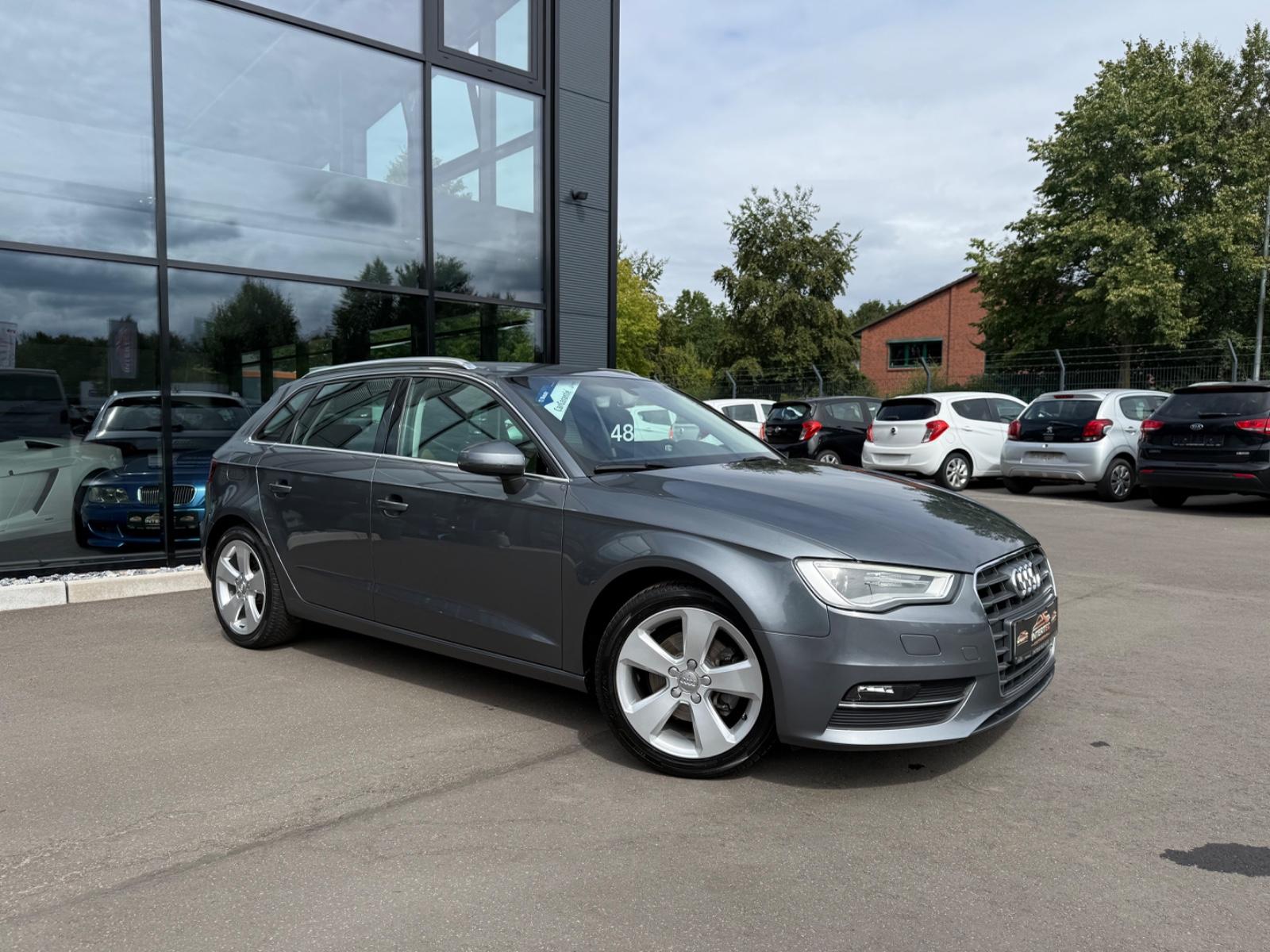 Audi A3 Sportback Sport Paket*XEN*PDC*SHZ*TEMP*HU NEU