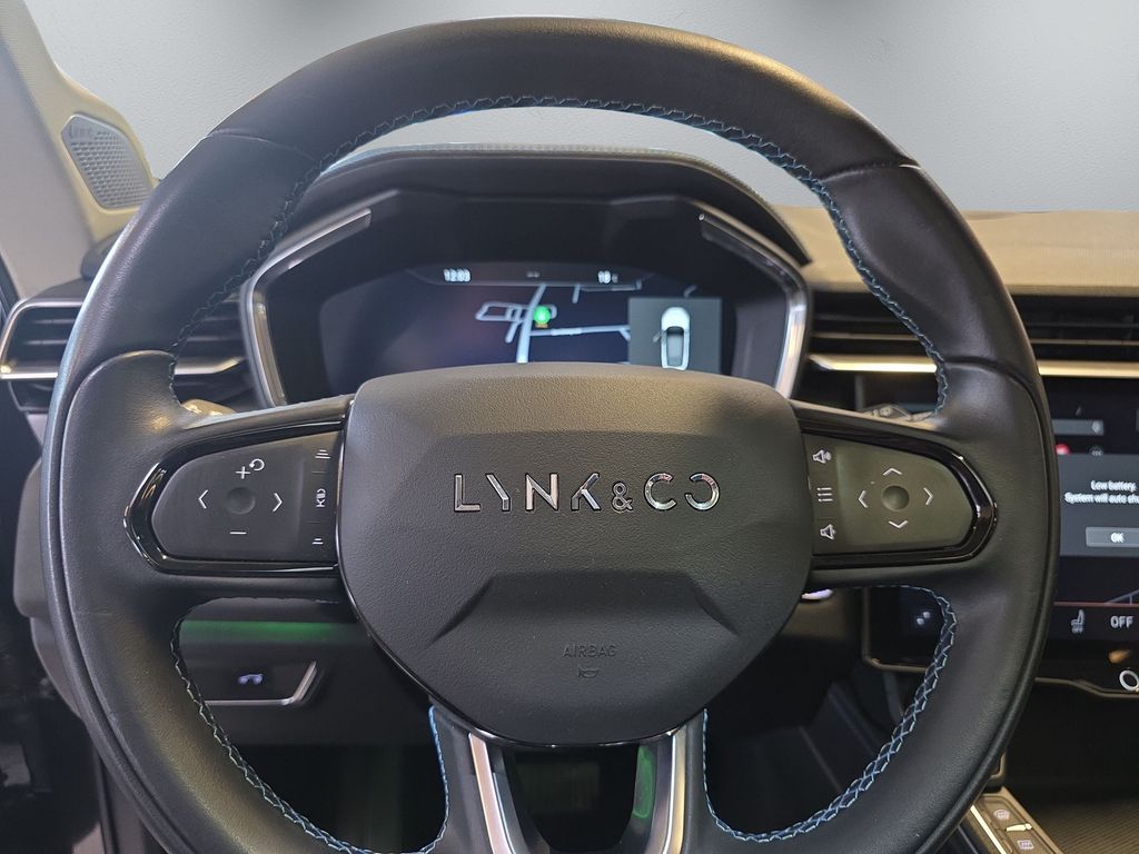 Lync And Co  1.5 T HEV 145 kW GSHD- Navi- elektr.Heckklappe – Bild 14 von 16