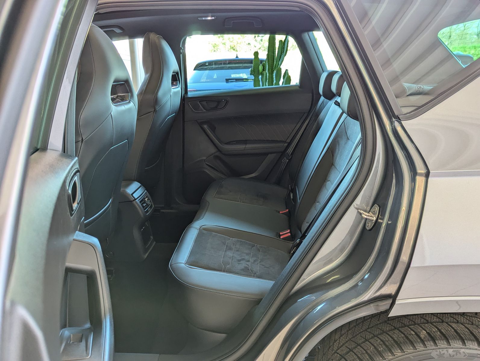 CUPRA Ateca 1.5 TSI DSG Pano LED ACC Winter-Paket AHK - Image 13